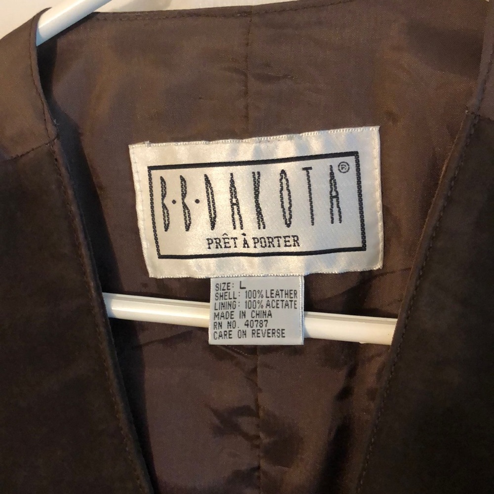 Leather vest - Picture 2 of 5
